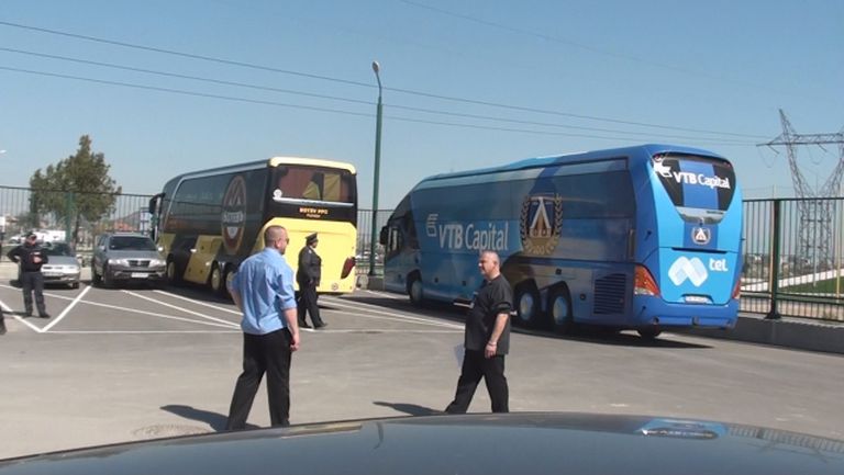 Автобусът на Левски пристигна в Коматево