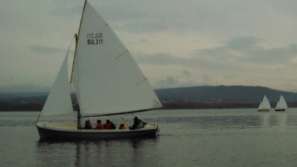 Екипаж на ЯК "Порт Бургас" спечели 58-мата ветроходна регата "Трети март"