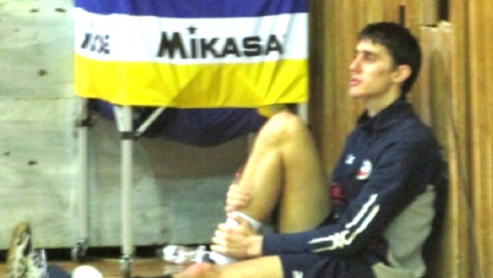 Волейболист на Марек с контузия преди финалите