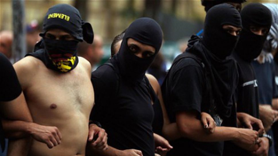 Над 600 протестиращи срещу световното