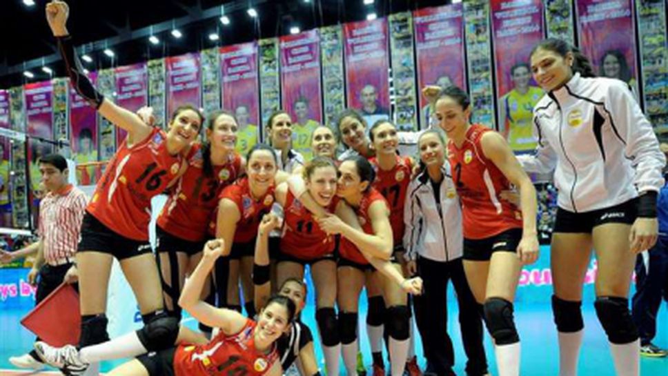 Вакъфбанк на финал в Шампионската лига след успех в дербито на Истанбул