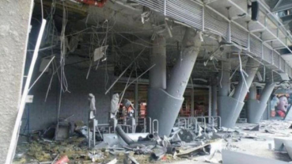 Бомби избухнаха на стадиона на Шахтьор - "Донбас Арена" в опасност