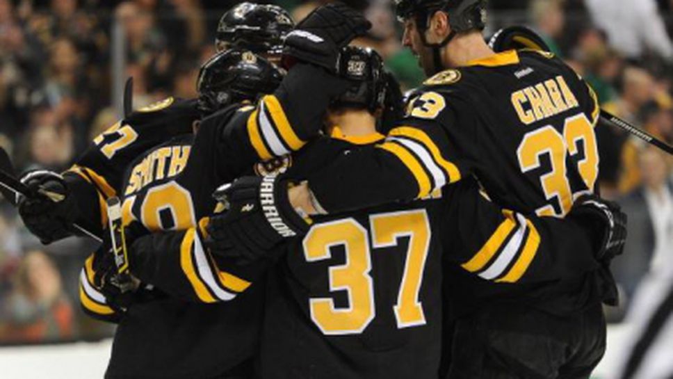 Бостън постигна десета поредна победа в НХЛ