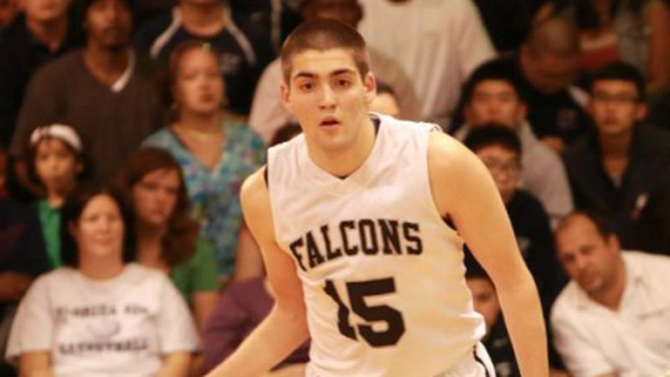 Васил Михайлов се завърна от САЩ и ще подсили Академик