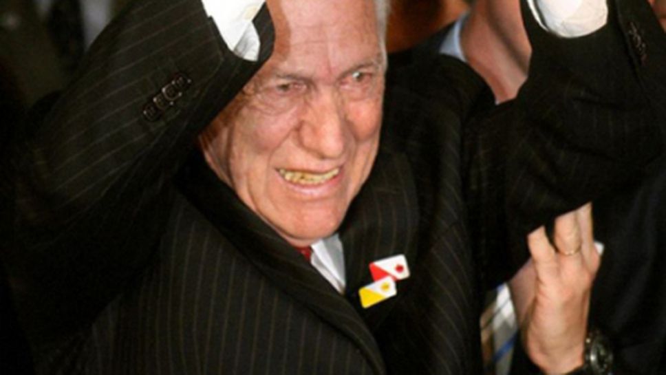 Капитанът на световния шампион Бразилия за 1958 година почина