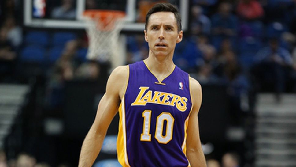 Неш се завръща в игра