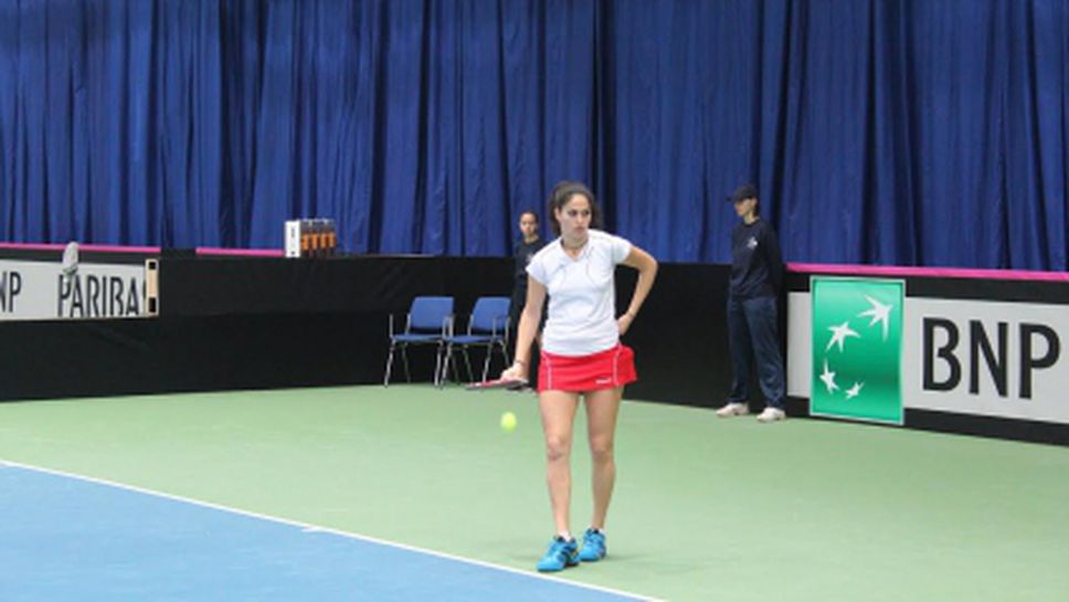 Шиникова отпадна във Франция