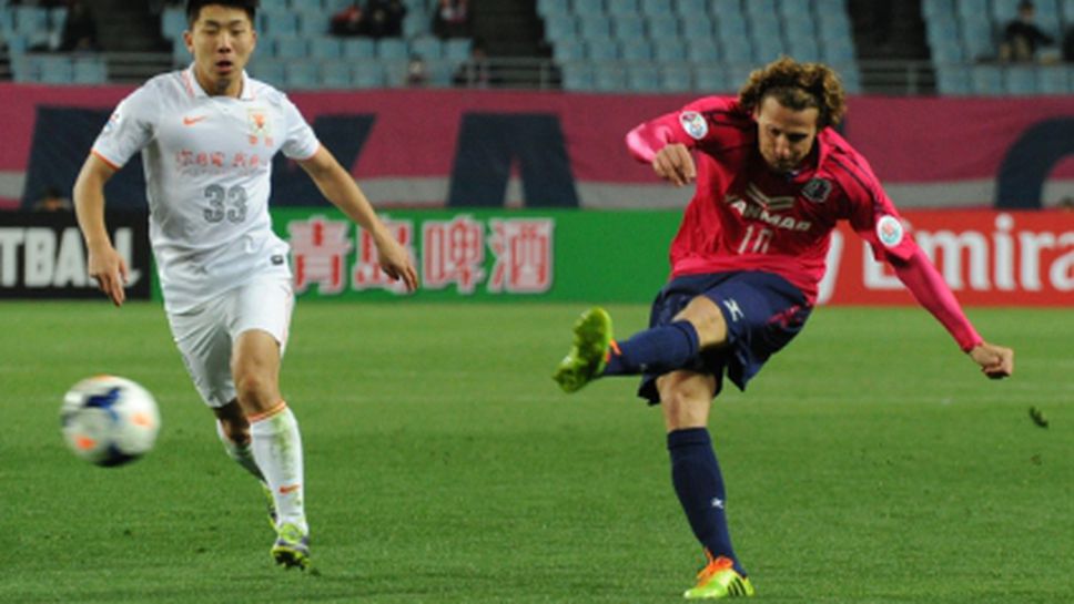 Диего Форлан вкара първия си гол в Япония (видео)