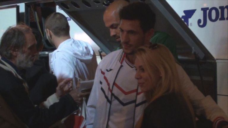 Пеневата чета раздаде автографи преди днешната тренировка