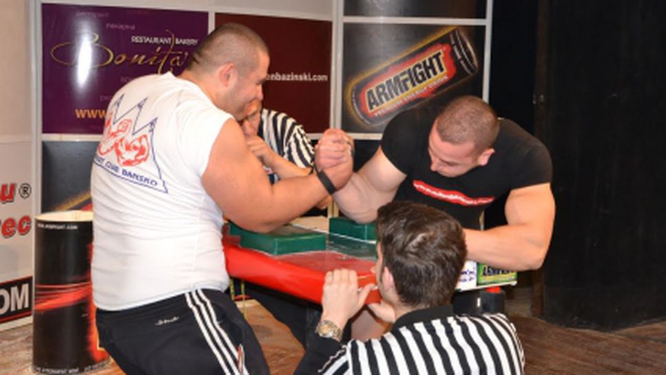 Красимир Костадинов триумфира в абсолютна категория