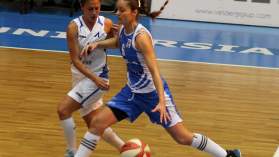 Дунав 8806 спечели редовния сезон при дамите