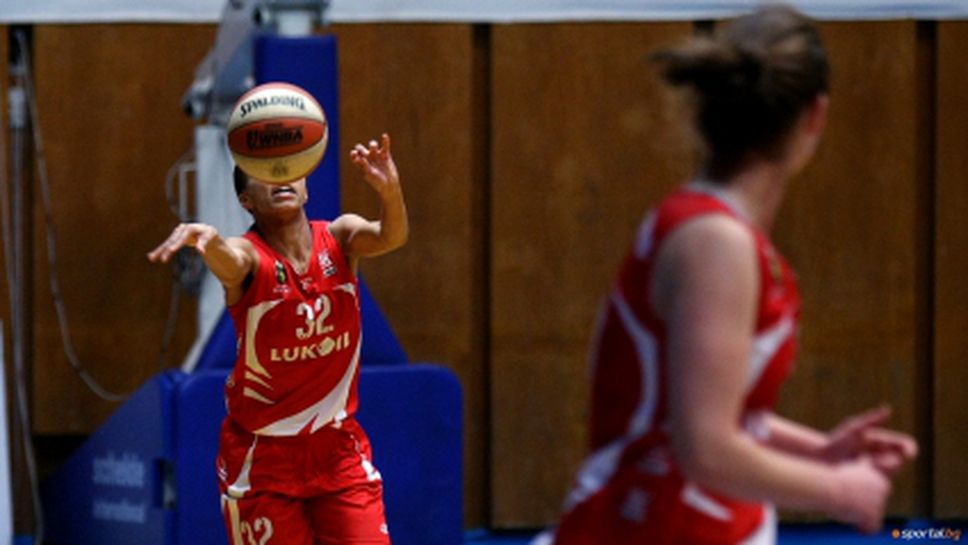 Нефтохимик финишира с успех над Рилски