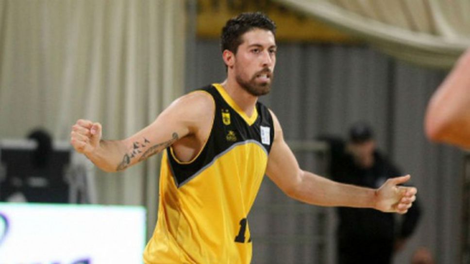 Основен играч на Арис подписа в Италия