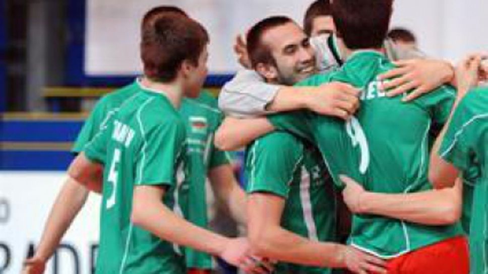 Волейболисти от 9 клуба у нас в националния за младежи