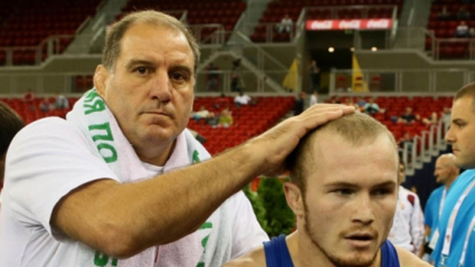 Владимир Дубов директно в първия кръг на европейското по борба, Тайбе Юсеин стартира срещу украинка