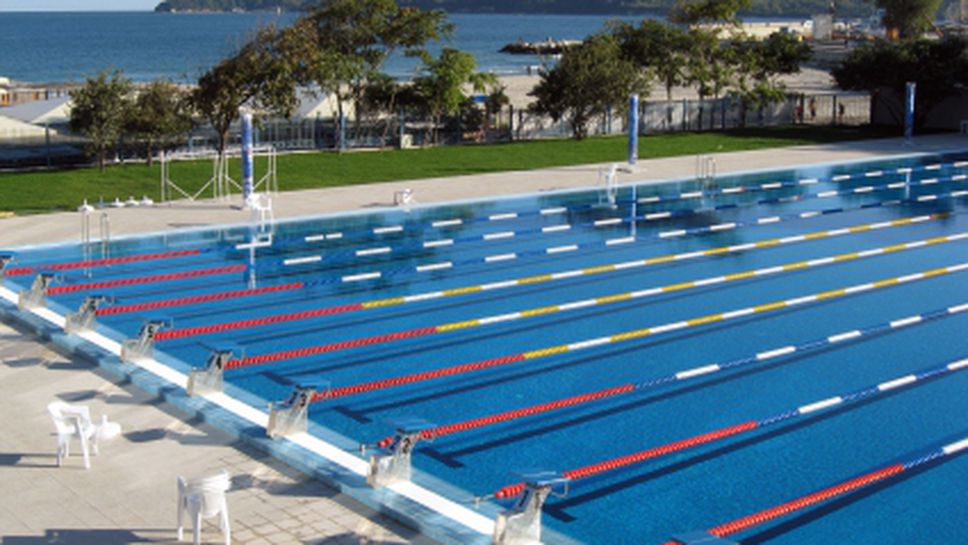 Министър Георгиева одобри 29 проекта по програмата "Научи се да плуваш"