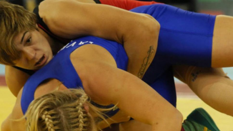 Тайбе Юсеин в битка за бронза на европейското по борба