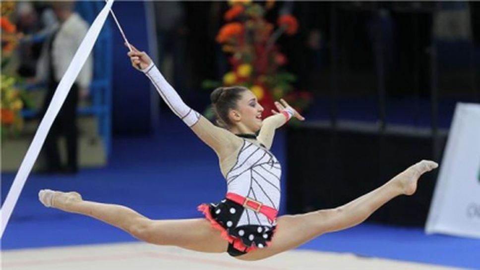 Филипова се класира за финала на обръч, България е на четвърто място в отборното класиране