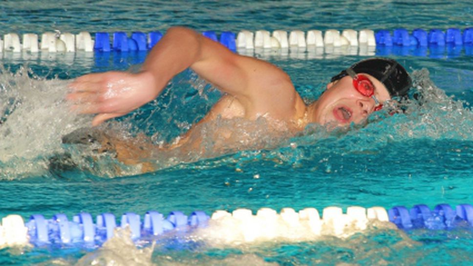 Божилов с ново най-добро постижение при юношите