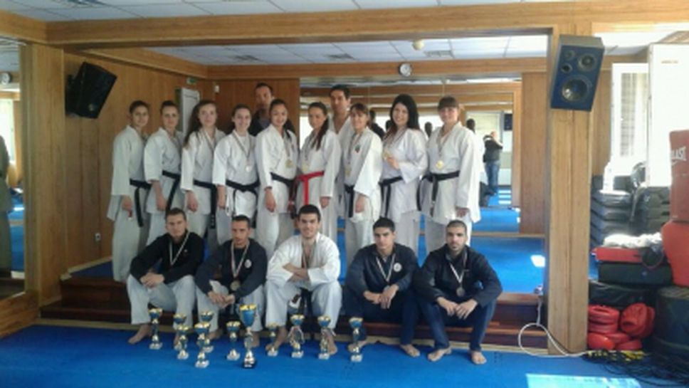 Националите по шотокан карате-до показаха 12-е златни медала