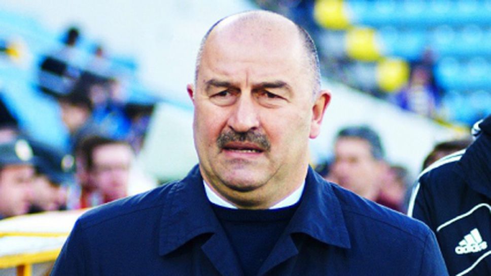 Каре българи остана без треньор в Русия