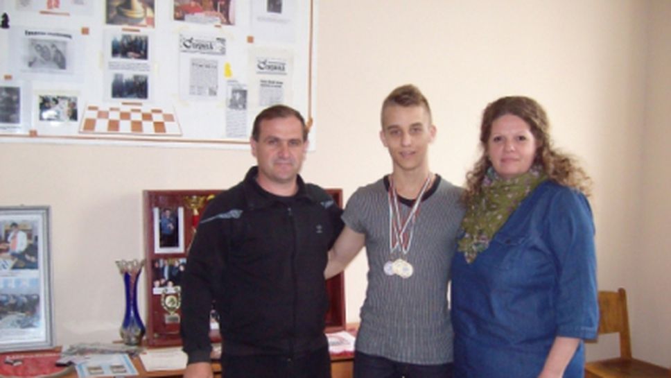 Пернишки шахматист се цели в призовата европейска тройка