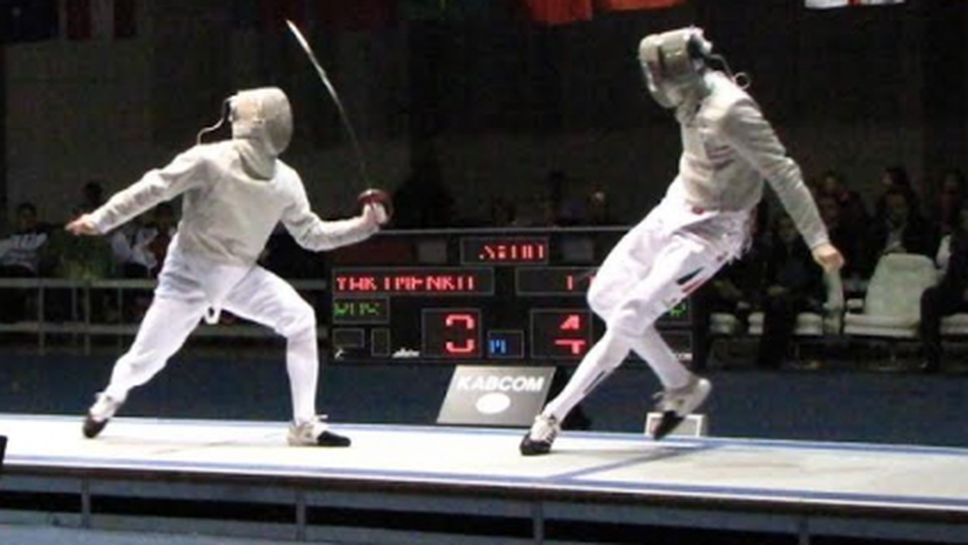 България отстрани Узбекистан в отборното на шпага