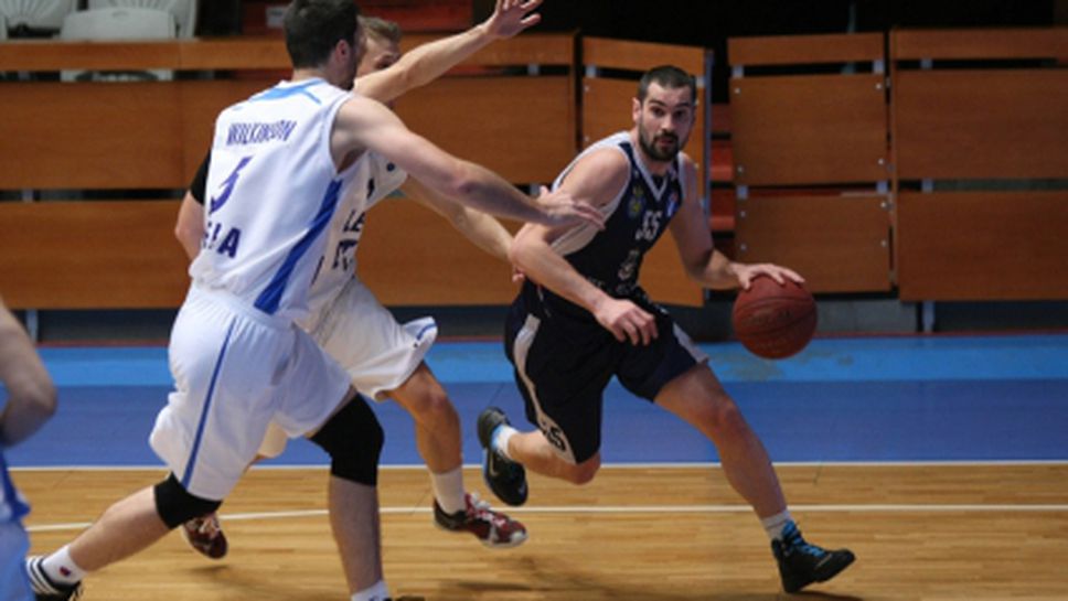 Черноморец взе дербито на дъното с Берое