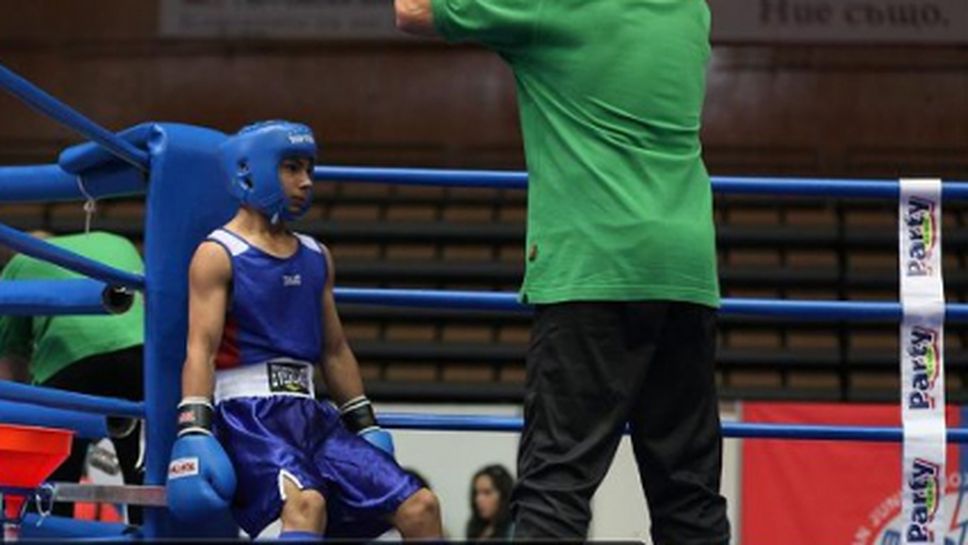 Даниел Асенов -Тайсъна се класира за осминафиналите