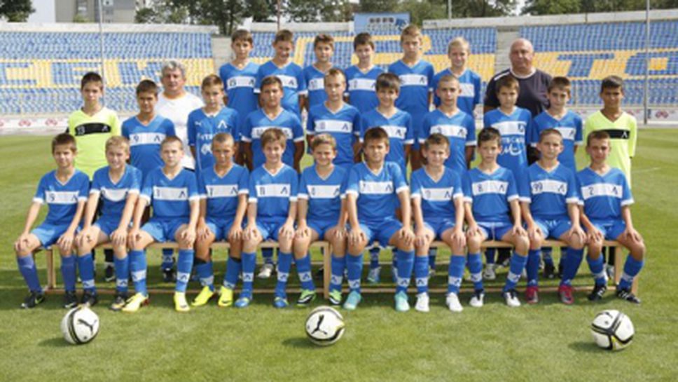 Левски участва на турнира в Сопот