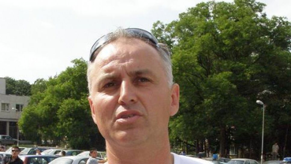 Бончо Генчев: Моуриньо стоеше като наказан, докато давах интервюта