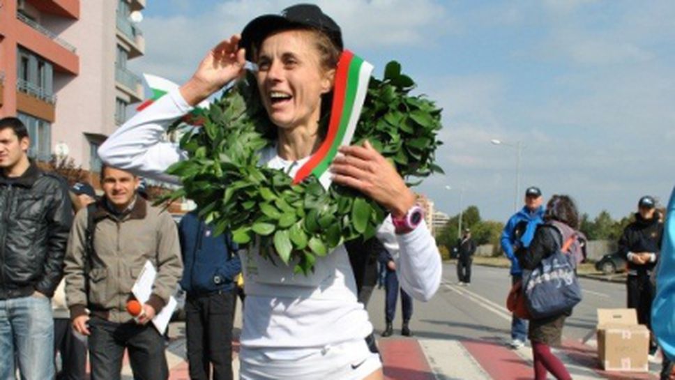 Милка Михайлова спечели сребърен медал на Балканиадата по маратон