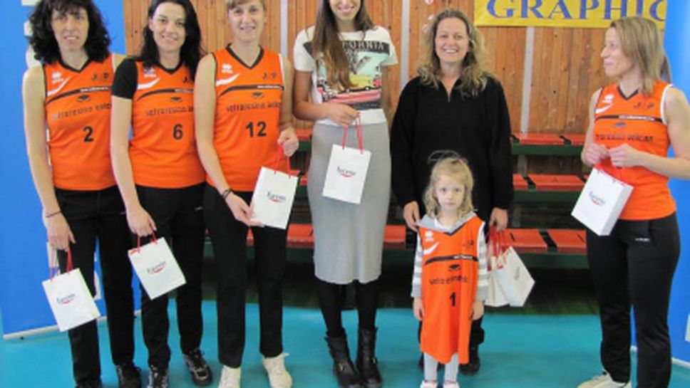 Елица Василева награди шампионките в аматьорската волейболна лига