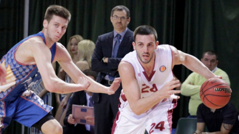 Виденов със 17 точки, Красние Криля поведе в плейофите