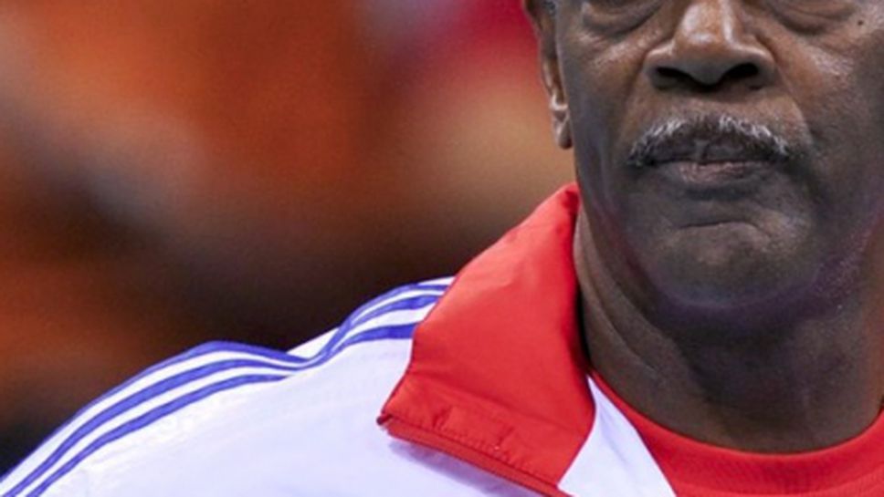 Легендата Орландо Блекууд вече не е треньор на Куба!