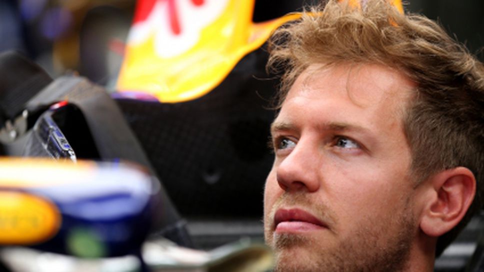 Ред Бул предупредиха Мерцедес да внимават за Фетел