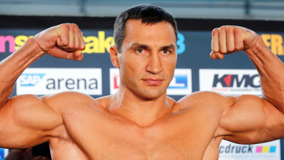 WBC отряза Кличко! Украинецът ще се бие с Кобрата