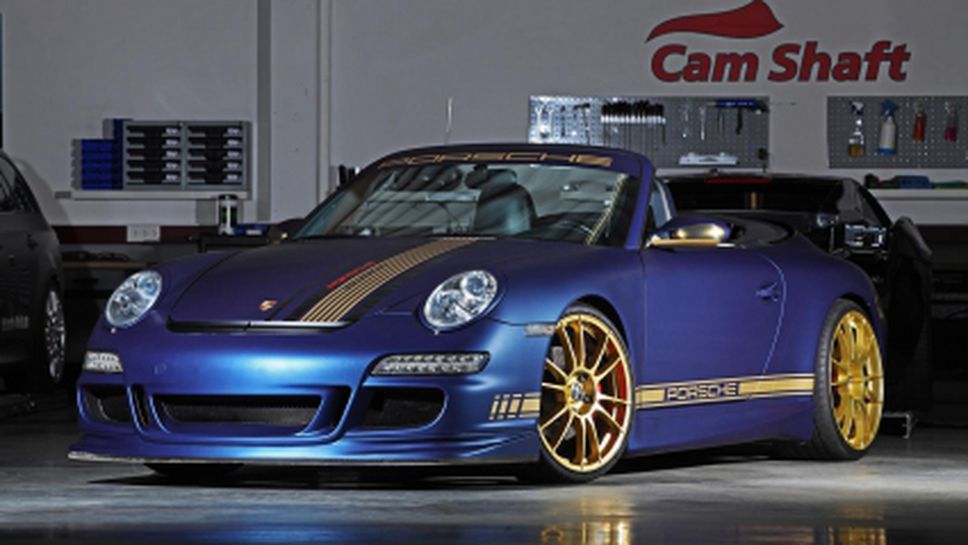 Едно по-специално Porsche 911 Кабрио