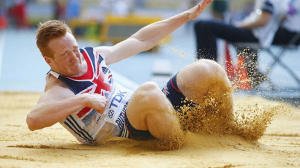 Войната за рекорда на Ръдърфорд се завихри с пълна сила