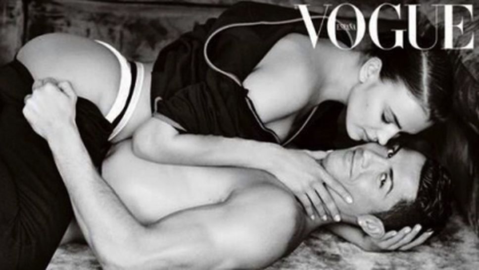 Чисто голият Роналдо изгря на корицата на "Vogue" (снимки + видео)