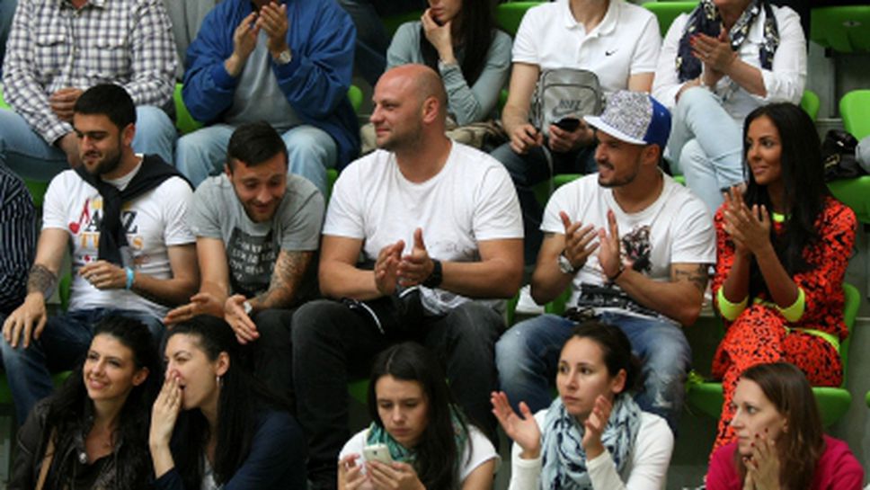 Божинов, Гаджев и компания подкрепят Левски в Ботевград (видео)