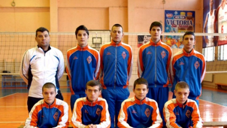 Виктория Волей и Славия се класираха за финали