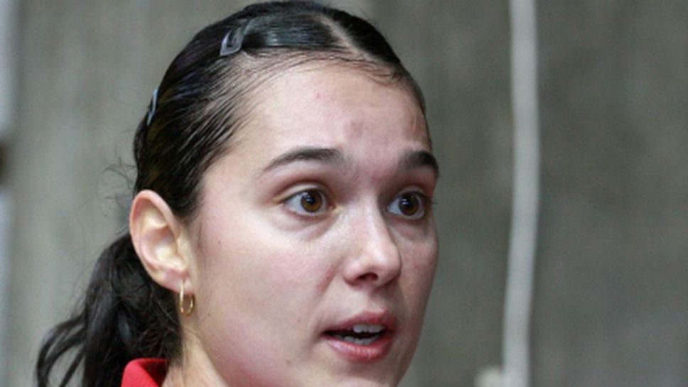 Неделчева и Зечири се класираха за втория кръг на двойки