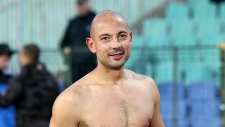 Гонзо потвърди: Пелето спира с футбола, но остава в Левски