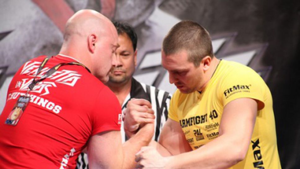 Нови четири медала за България от европейското по канадска борба