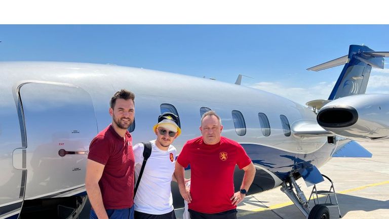  Тодор Неделев се прибра в България 