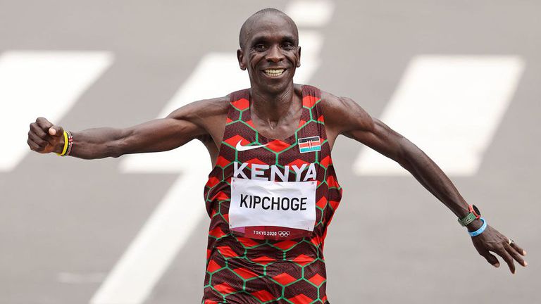 Двукратният олимпийски шампион в маратона Елиуд Кипчоге ще се състезава