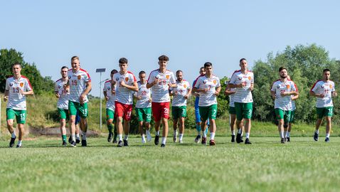 Отборът на свободните агенти загуби минимално от Миньор (Перник)