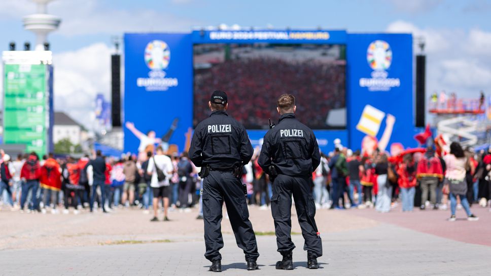 Не се закачайте с полицаите в Берлин - бият лошо