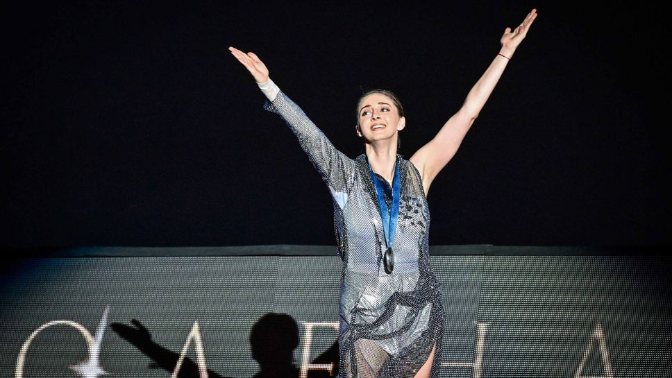 Носителката на сребърен олимпийски медал по художествена гимнастика от Париж